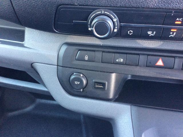 2022 Vauxhall Vivaro 2900 1.5D 100Ps Dynamic H1 Van (DY22PGE) Image 27