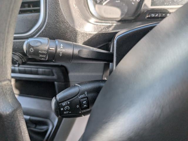 2022 Vauxhall Vivaro 2900 1.5D 100Ps Dynamic H1 Van (DY22PHA) Image 21