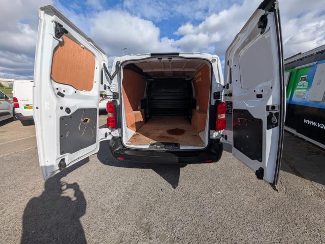 2022 Vauxhall Vivaro 2900 1.5D 100Ps Dynamic H1 Van (DY22PHA) Image 11