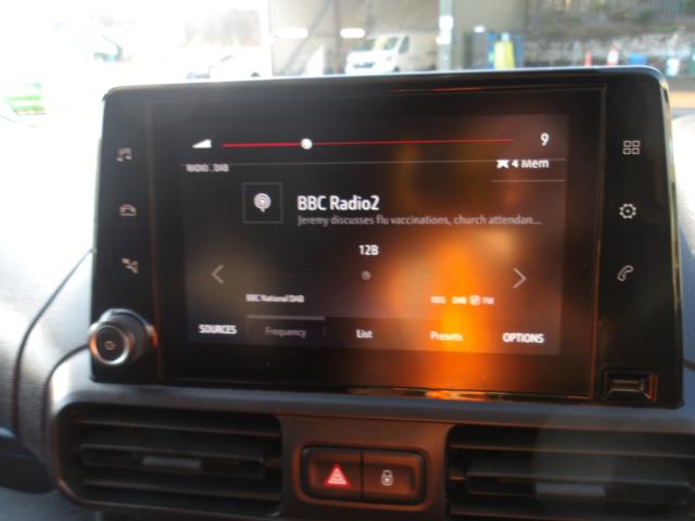 2022 Vauxhall Combo Cargo 2300 1.5 Turbo D 100Ps H1 Dynamic Van (DY22PJJ) Image 21