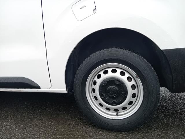 2022 Vauxhall Vivaro 2900 1.5D 100Ps Dynamic H1 Van (DY22PKX) Image 15