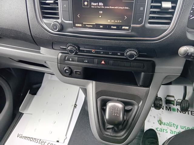 2022 Vauxhall Vivaro 2900 1.5D 100Ps Dynamic H1 Van (DY22PKX) Image 28