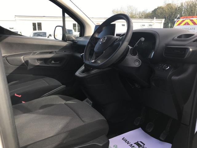 2022 Vauxhall Combo Cargo 2300 1.5 Turbo D 100Ps H1 Dynamic Van (DY22PSX) Image 18