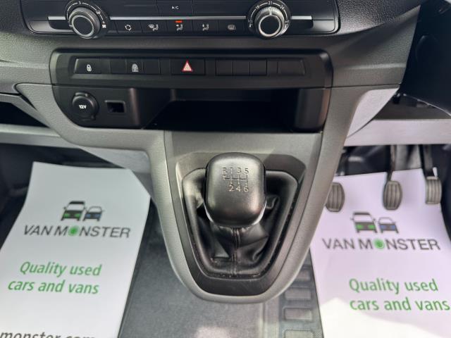 2022 Vauxhall Vivaro 3100 2.0D 145Ps Dynamic H1 D/Cab (DY22PUF) Image 30