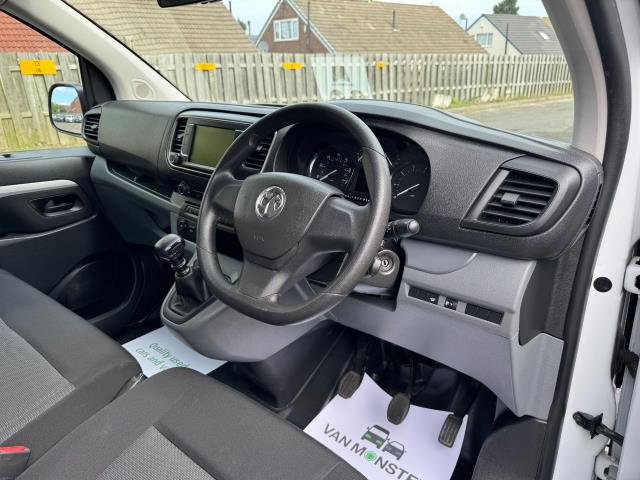 2022 Vauxhall Vivaro 3100 2.0D 145Ps Dynamic H1 D/Cab (DY22PUV) Image 14