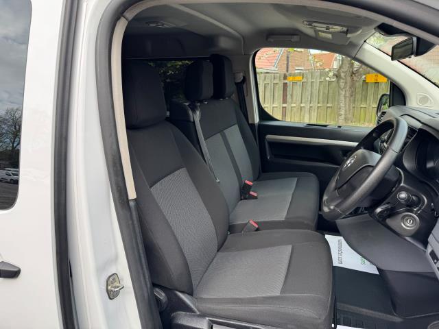 2022 Vauxhall Vivaro 3100 2.0D 145Ps Dynamic H1 D/Cab (DY22PUV) Image 16