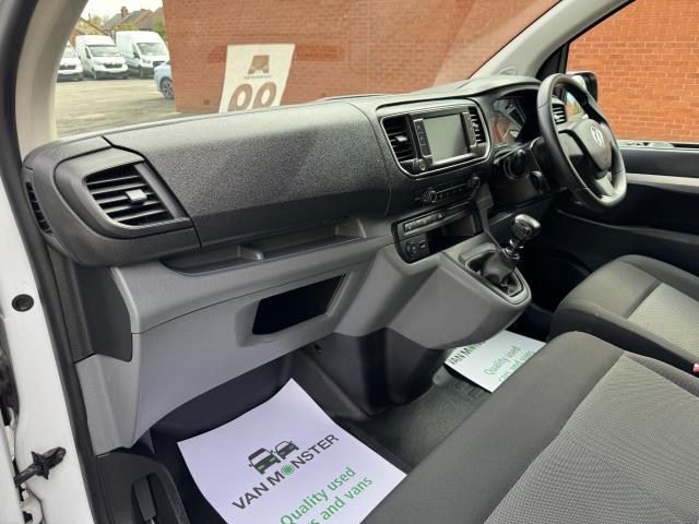 2022 Vauxhall Vivaro 3100 2.0D 145Ps Dynamic H1 D/Cab (DY22PUV) Image 31