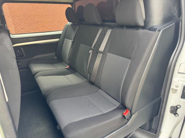 2022 Vauxhall Vivaro 3100 2.0D 145Ps Dynamic H1 D/Cab (DY22PUV) Image 43
