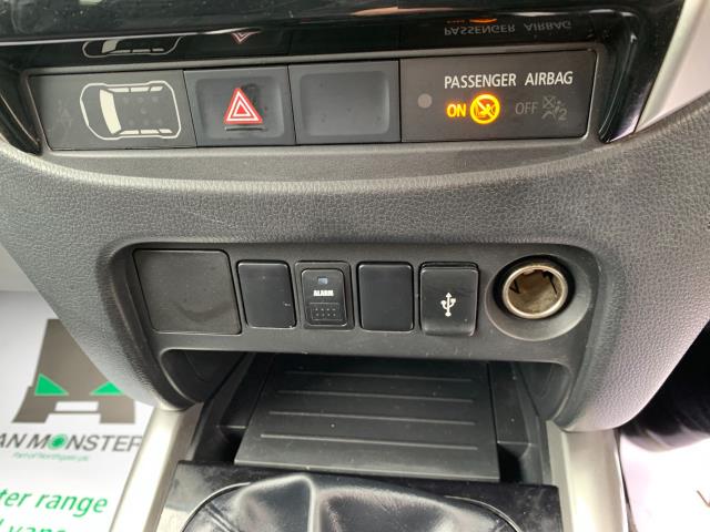 2018 Mitsubishi L200 Double Cab Di-D 178 Titan 4Wd (DY68BWN) Image 16