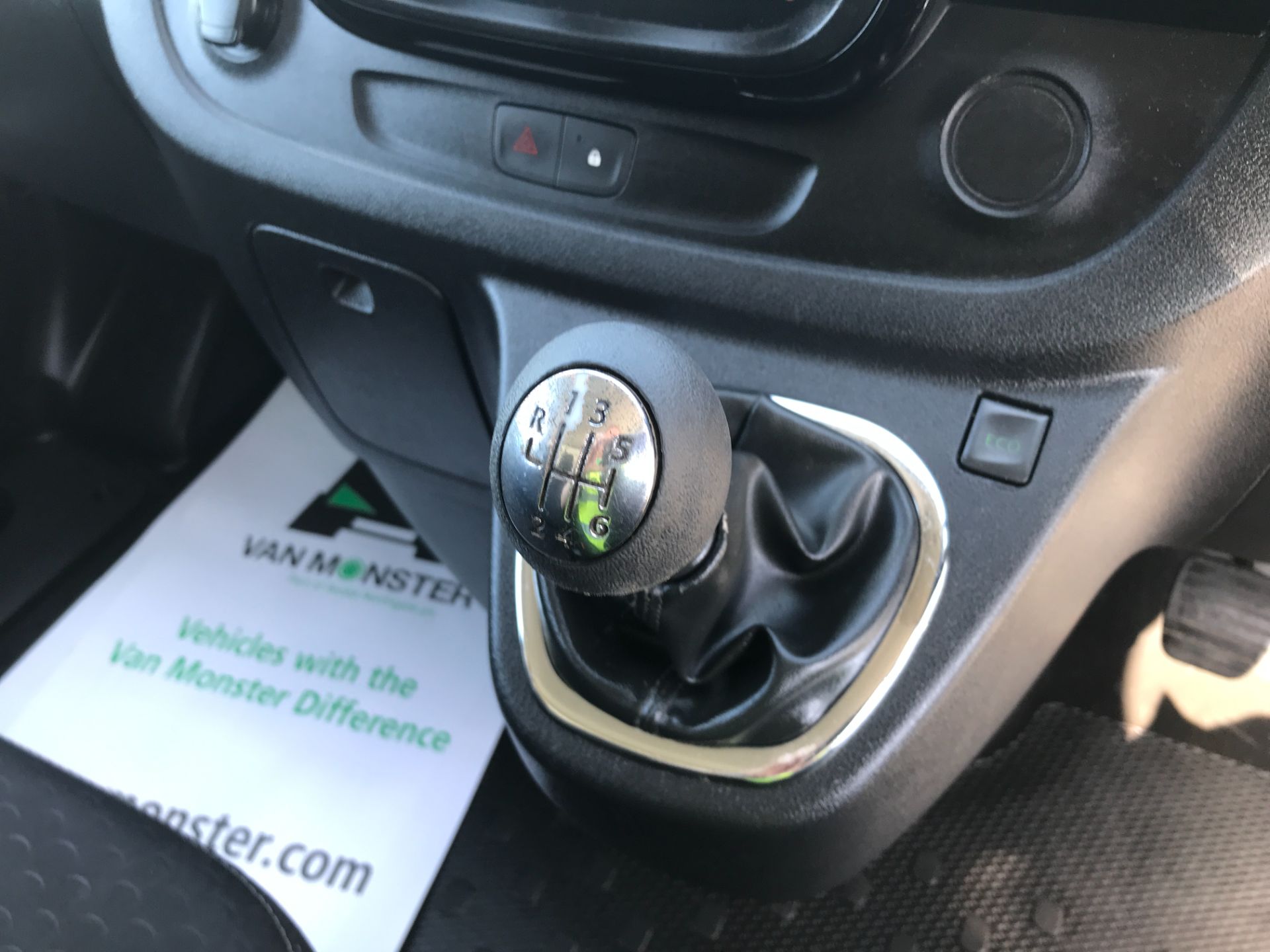 2018 Vauxhall Vivaro 2900 L2 H1 1.6CDTI 120PS SPORTIVE EURO 6 (DY68XXT) Thumbnail 12