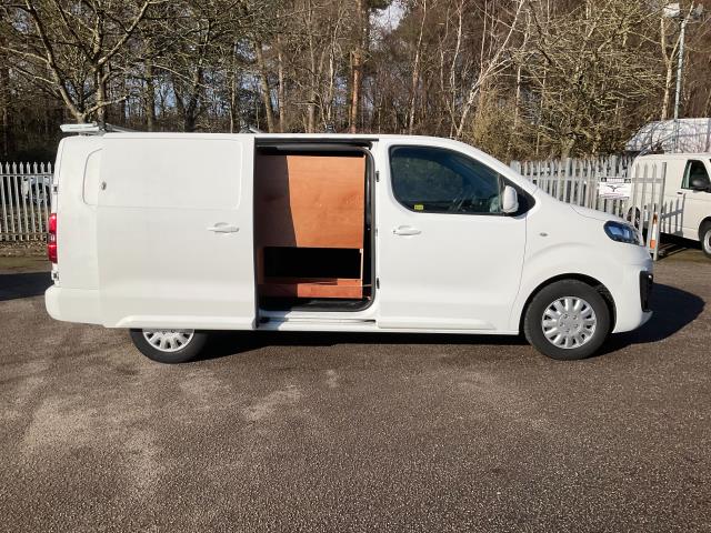 2019 Vauxhall Vivaro 2900 1.5D 100Ps Sportive H1 Van (DY69EBG) Image 18