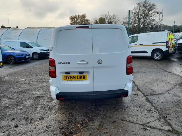 2019 Vauxhall Vivaro 2900 1.5D 100Ps Sportive H1 L2 Van (DY69UKW) Image 15