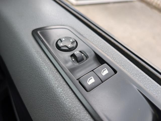 2019 Vauxhall Vivaro 2900 1.5D 100Ps Sportive H1 Van (DY69UPK) Image 23