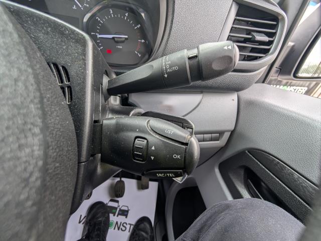 2019 Vauxhall Vivaro 2900 1.5D 100Ps Sportive H1 Van (DY69UPK) Image 24