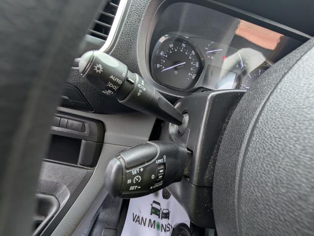 2019 Vauxhall Vivaro 2900 1.5D 100Ps Sportive H1 Van (DY69UPK) Image 25