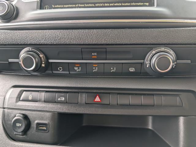 2019 Vauxhall Vivaro 2900 1.5D 100Ps Sportive H1 Van (DY69UPK) Image 27