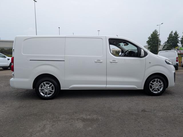 2019 Vauxhall Vivaro 2900 1.5D 100Ps Sportive H1 Van (DY69UPK) Image 14