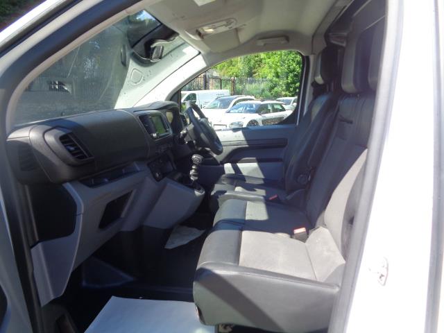 2019 Vauxhall Vivaro 2900 1.5D 100Ps Sportive H1 Van (DY69WEP) Image 14