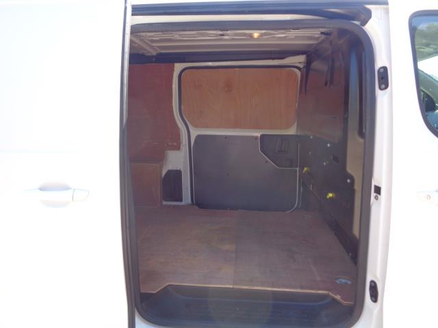 2019 Vauxhall Vivaro 2900 1.5D 100Ps Sportive H1 Van (DY69WEP) Image 20