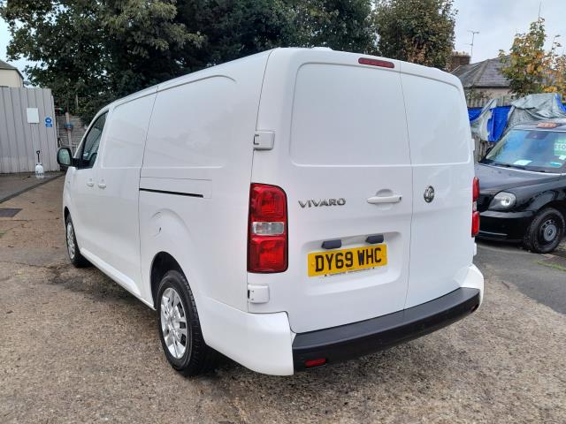 2019 Vauxhall Vivaro 2900 1.5D 100Ps Sportive H1 L2 Van (DY69WHC) Image 9