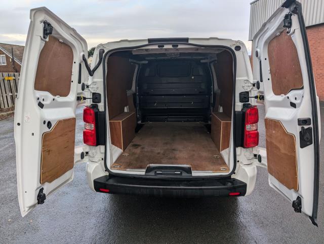 2019 Vauxhall Vivaro 2900 1.5D 100Ps Sportive H1 Van (DY69WKG) Image 15