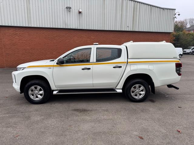 2020 Mitsubishi L200 Double Cab Di-D 150 4Life 4Wd (DY70DWV) Image 6