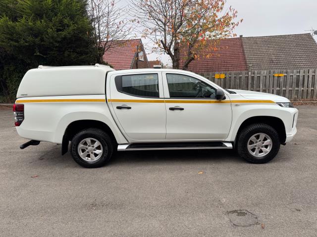 2020 Mitsubishi L200 Double Cab Di-D 150 4Life 4Wd (DY70DWV) Image 10