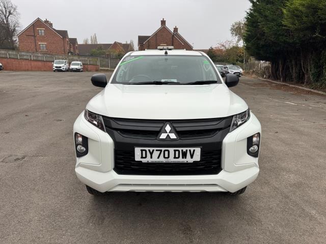 2020 Mitsubishi L200 Double Cab Di-D 150 4Life 4Wd (DY70DWV) Image 3