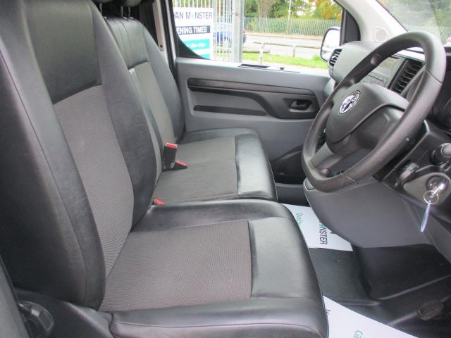 2020 Vauxhall Vivaro 2700 1.5D 120Ps Edition H1 Van (DY70GXJ) Image 12