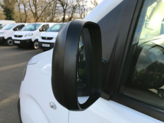2020 Vauxhall Vivaro 2700 1.5D 100Ps Dynamic H1 Van (DY70HCH) Image 18