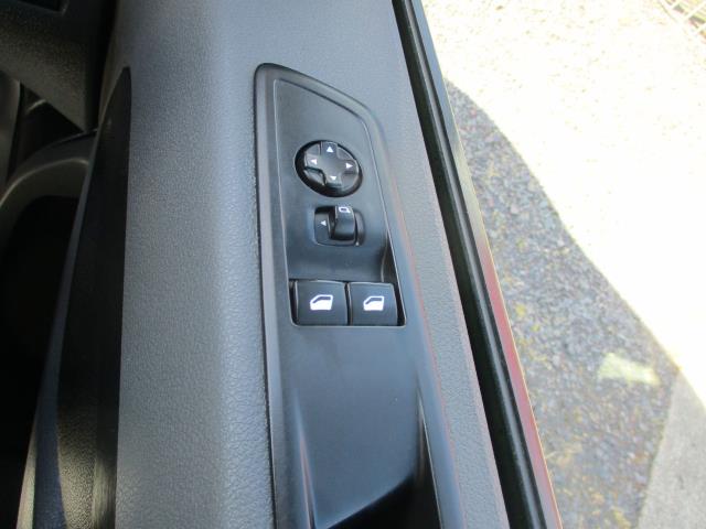 2020 Vauxhall Vivaro 2900 1.5D 100Ps Edition H1 Van (DY70HCX) Image 16