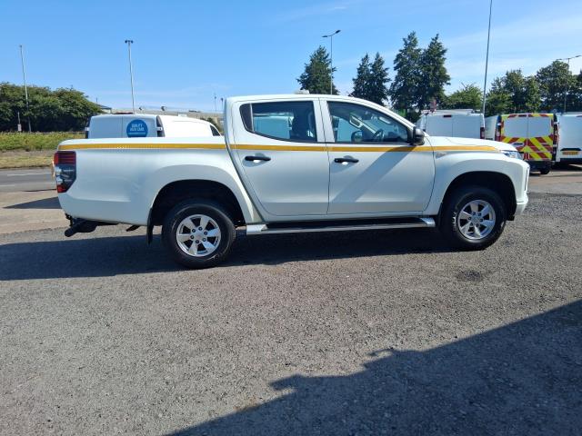 2020 Mitsubishi L200 Double Cab Di-D 150 4Life 4Wd (DY70HVN) Image 8
