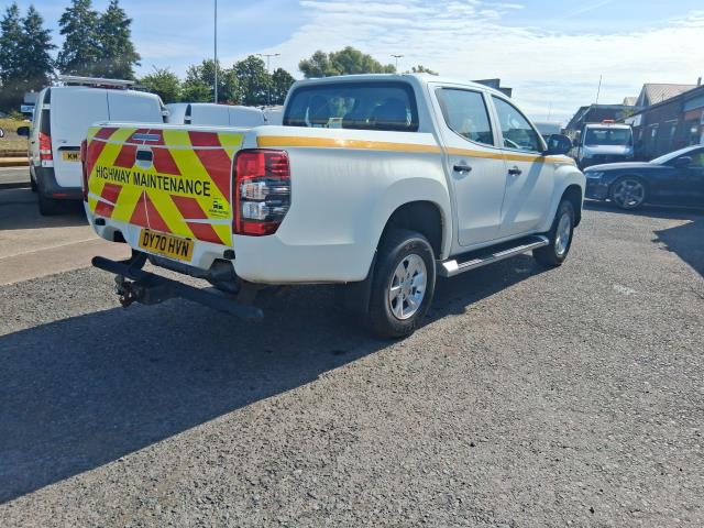 2020 Mitsubishi L200 Double Cab Di-D 150 4Life 4Wd (DY70HVN) Image 7