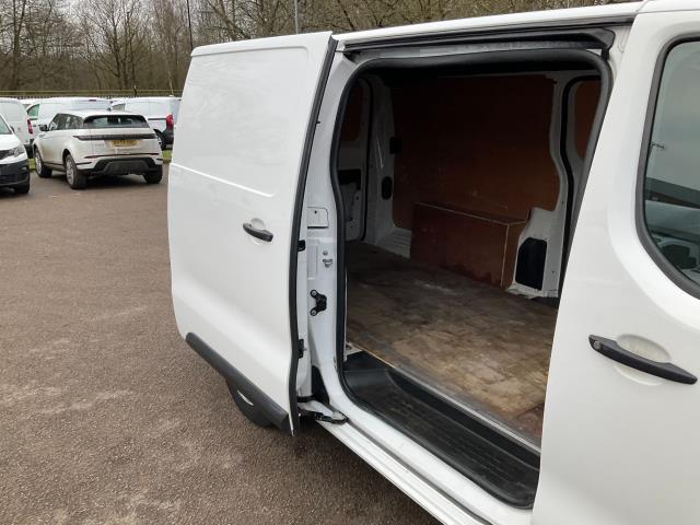 2021 Vauxhall Vivaro 2900 1.5D 100Ps Edition H1 Van (DY71FUD) Image 16