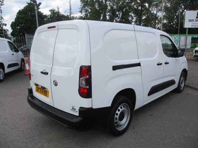 2021 Vauxhall Combo Cargo 2300 1.5 Turbo D 100Ps H1 Dynamic Van (DY71FVO) Image 4