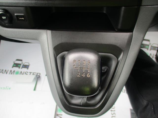 2021 Vauxhall Vivaro 2700 1.5D 100Ps Dynamic H1 Van (DY71FXG) Image 23