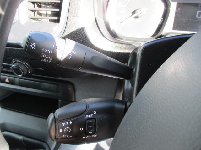 2021 Vauxhall Vivaro L1 2900 1.5D 100PS H1 DYNAMIC (DY71GMX) Thumbnail 17