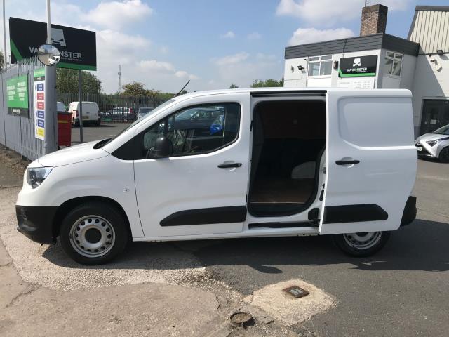 2021 Vauxhall Combo Cargo 2300 L1 1.5 TURBO D 100PS H1 DYNAMIC EURO 6 (DY71GWW) Image 7