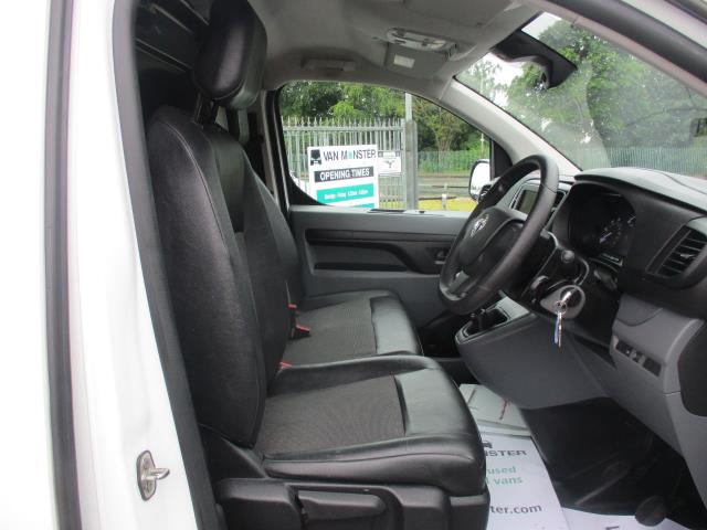 2021 Vauxhall Vivaro 2900 1.5D 100Ps Dynamic H1 Van (DY71GZG) Image 12