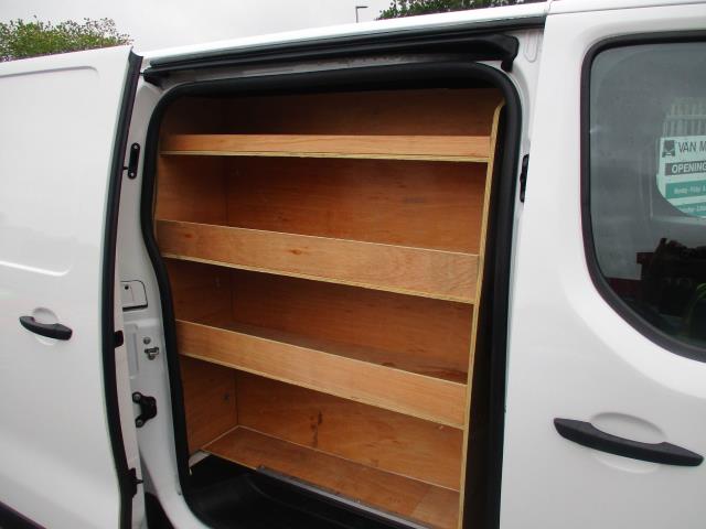 2021 Vauxhall Vivaro 2900 1.5D 100Ps Dynamic H1 Van (DY71GZG) Image 31