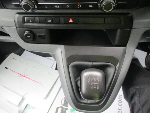 2021 Vauxhall Vivaro 2900 1.5D 100Ps Dynamic H1 Van (DY71GZG) Image 23