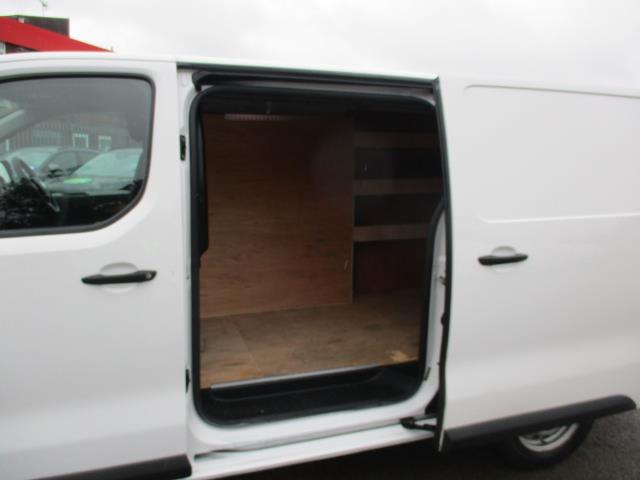 2021 Vauxhall Vivaro 2900 1.5D 100Ps Dynamic H1 Van (DY71GZG) Image 27