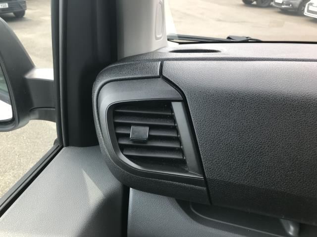 2022 Vauxhall Vivaro 2900 1.5D 100Ps Dynamic H1 Van (DY72MVL) Image 31