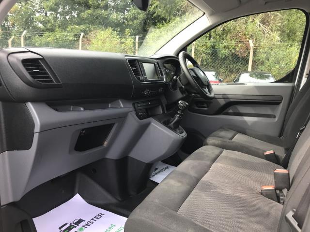 2022 Vauxhall Vivaro 2900 1.5D 100Ps Dynamic H1 Van (DY72MVL) Image 21