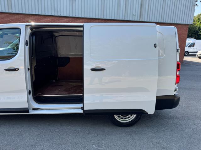 2022 Vauxhall Vivaro 2900 1.5D 100Ps Dynamic H1 Van (DY72MYL) Image 43