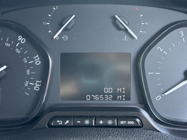 2022 Vauxhall Vivaro 2900 1.5D 100Ps Dynamic H1 Van (DY72MYL) Image 12