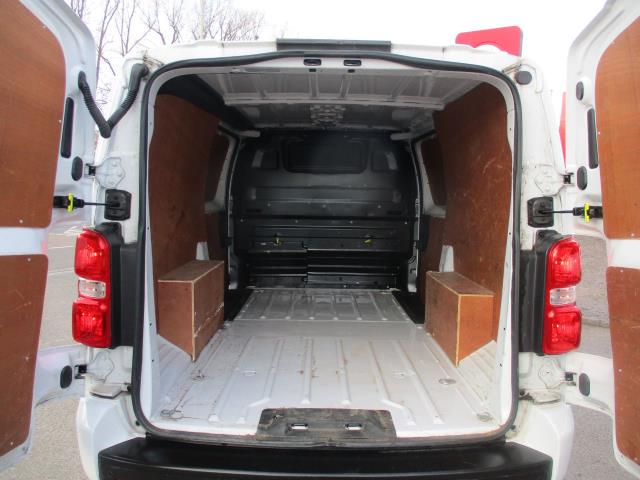 2022 Vauxhall Vivaro 2900 1.5D 100Ps Sportive H1 Van (DY72NAU) Image 32