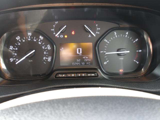 2022 Vauxhall Vivaro 2900 1.5D 100Ps Dynamic H1 Van (DY72OLO) Image 29