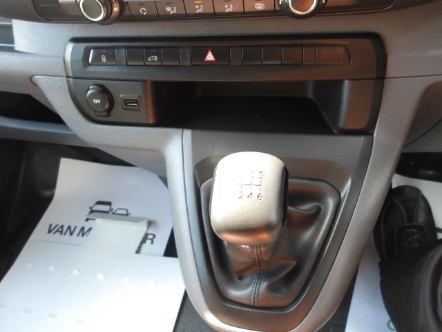 2022 Vauxhall Vivaro 2900 1.5D 100Ps Dynamic H1 Van (DY72OLO) Image 34