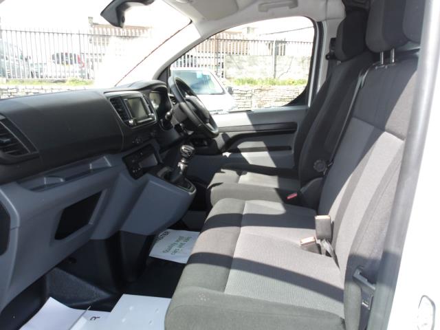 2022 Vauxhall Vivaro 2900 1.5D 100Ps Dynamic H1 Van (DY72OLO) Image 19